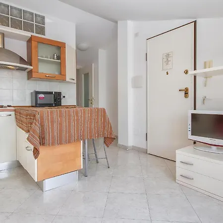 1 Bedroom Stunning In Alghero